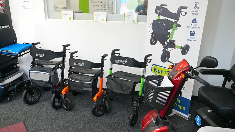 sanaflair mobil Wegberg (Sanitätshaus & Mobilitätszentrum Wegberg) – Ausstellung Rollatoren