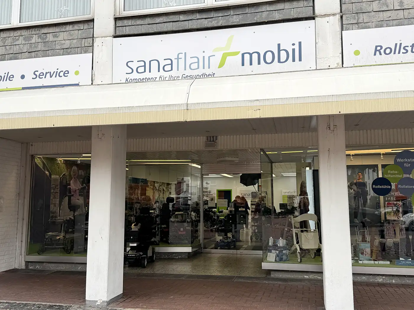 sanaflair mobil Heinsberg (Sanitätshaus & Mobilitätszentrum Heinsberg) – Außenansicht mit Eingang